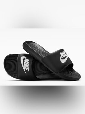 Nike Men's Victori One Slides Sandals 12 Iconic Nike Swoosh Black Casual Beach